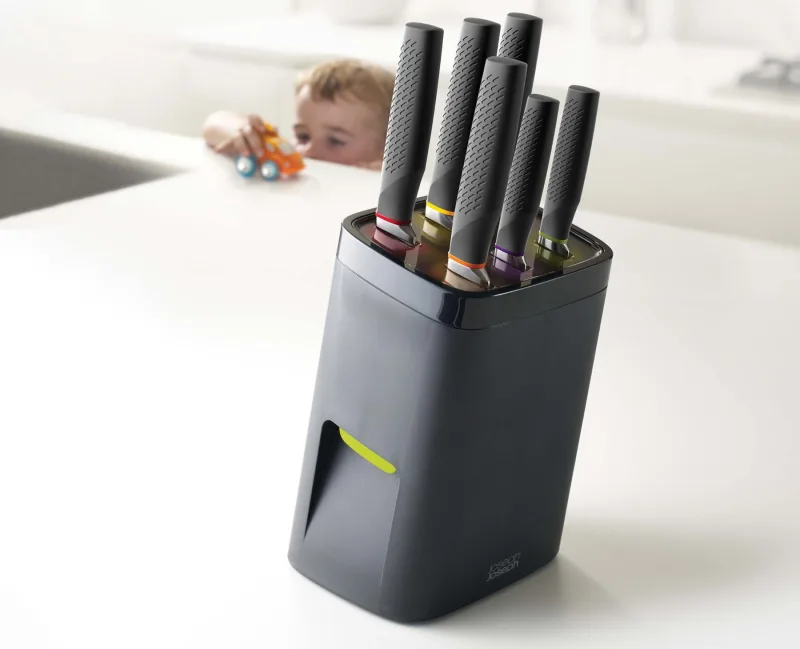 Set 6 cutite Bucatarie cu sistem Blocare - JosephJoseph - Image 1