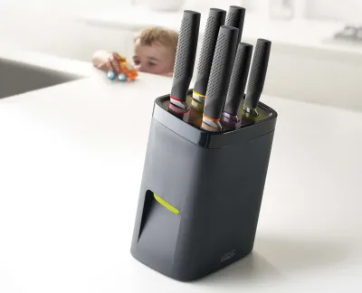 Set 6 cutite Bucatarie cu sistem Blocare - JosephJoseph
