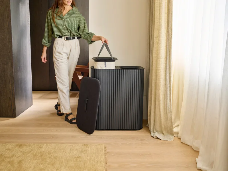 Cos de rufe 2 compartimente Tota Luxe 90L Negru - JosephJoseph - Image 2
