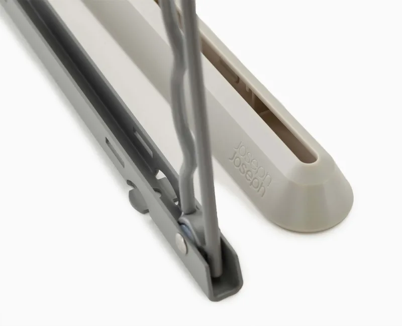 Suport suspendat retractabil pentru ordonare umerase - JosephJoseph - Image 3