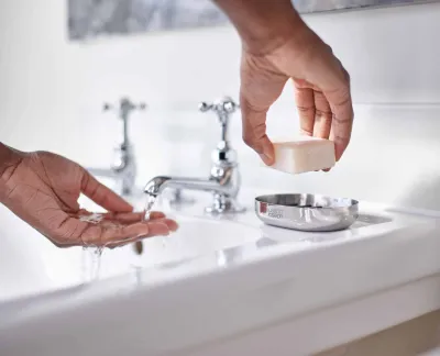 Suport Sapun Easy-Store Luxe Inox - JosephJoseph