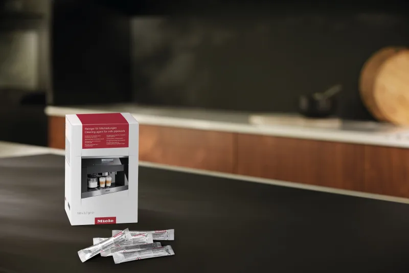 Agent de curatare pentru sistemul de lapte 100 plicuri x 3,7gr - Miele - Image 4