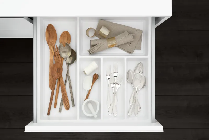 Organizator tacamuri Alb plastic Siematic