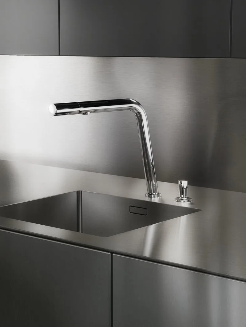 Fronturi si blat bucatarie finisaj Inox Siematic