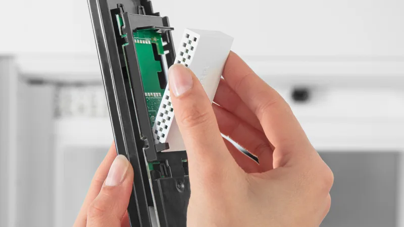 SmartDeviceBox cu posibilitate de postechipare