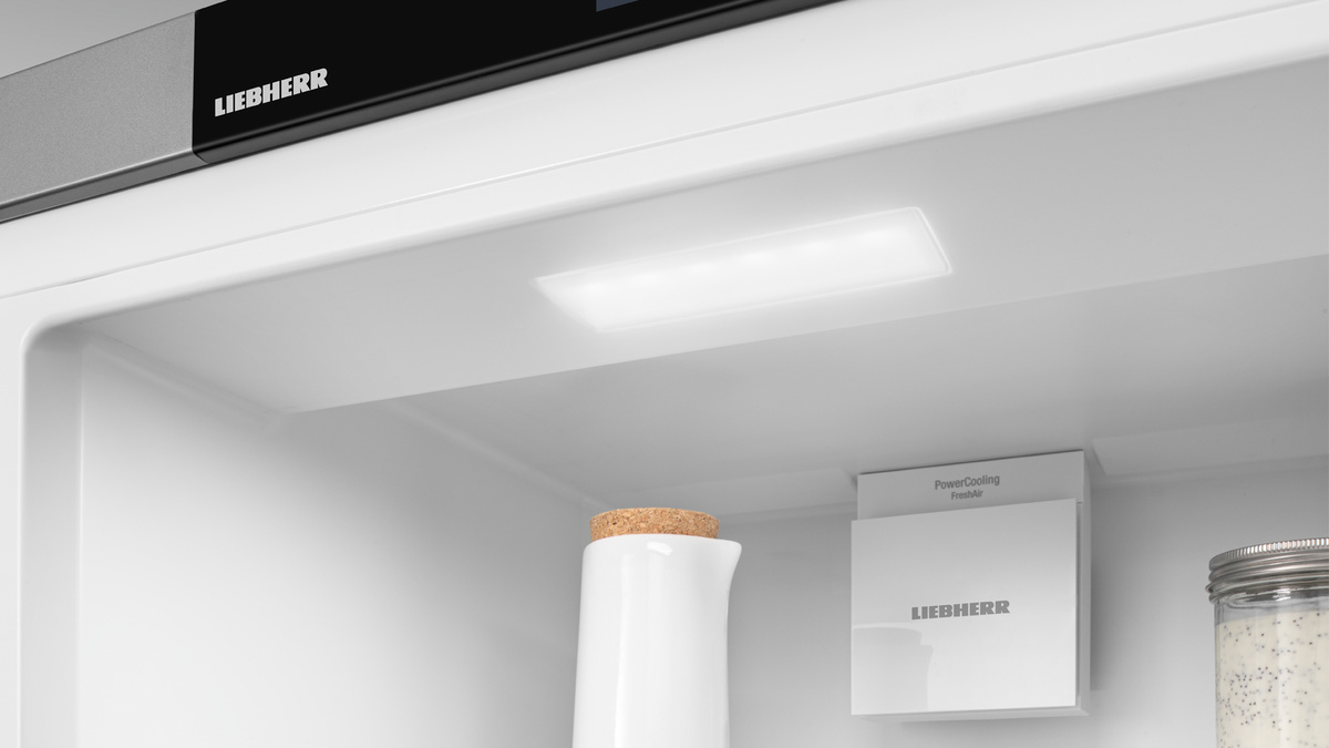 Iluminarea plafonului LED