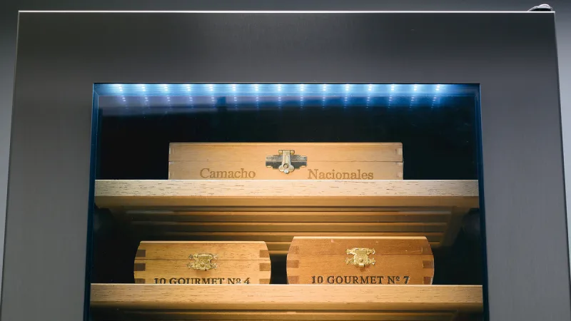 Humidor: Iluminarea LED