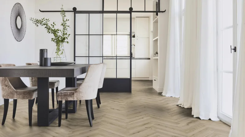 Pardoseală LVT Essence 55 Primary O Light Grey 10x60 - Image 3